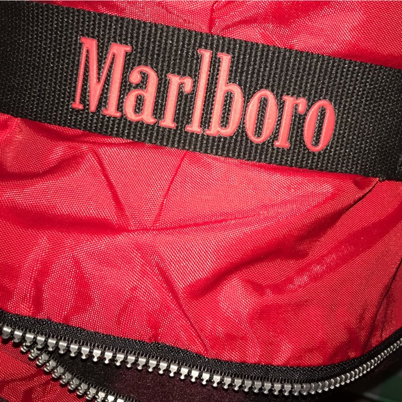 Marlboro Vintage Fleece UNISEX Sleeping Bag - Picture 3 of 12